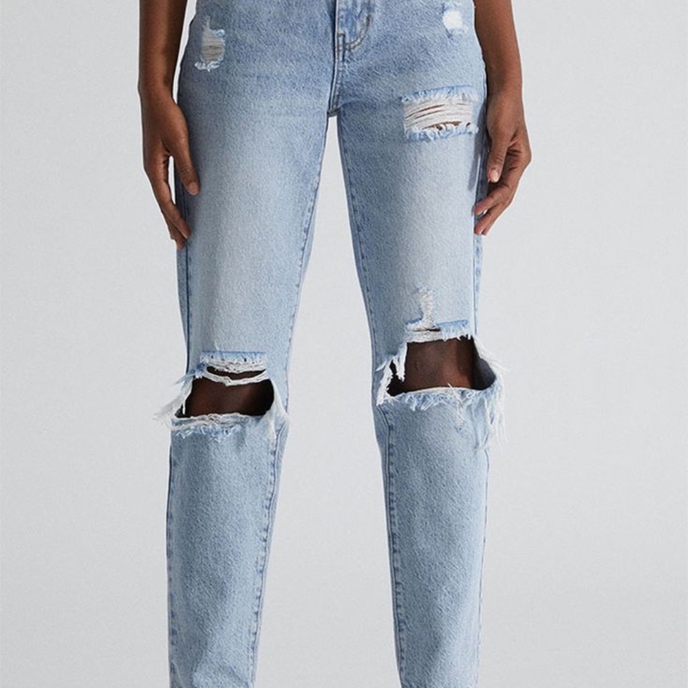 PacSun Vintage Ripped Mom Jeans